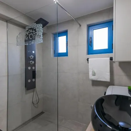 Otus Zadarvillas